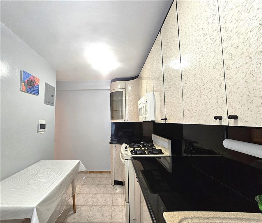 9040 Fort Hamilton Parkway Bay Ridge Brooklyn NY 11209