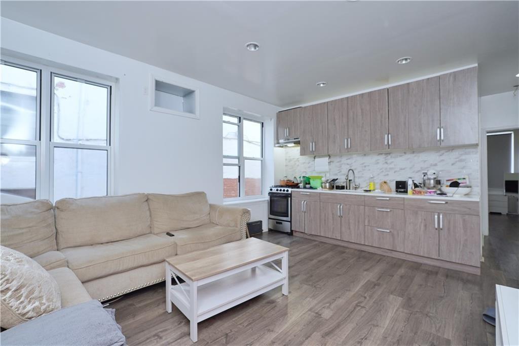 812 Avenue T Gravesend Brooklyn NY 11223