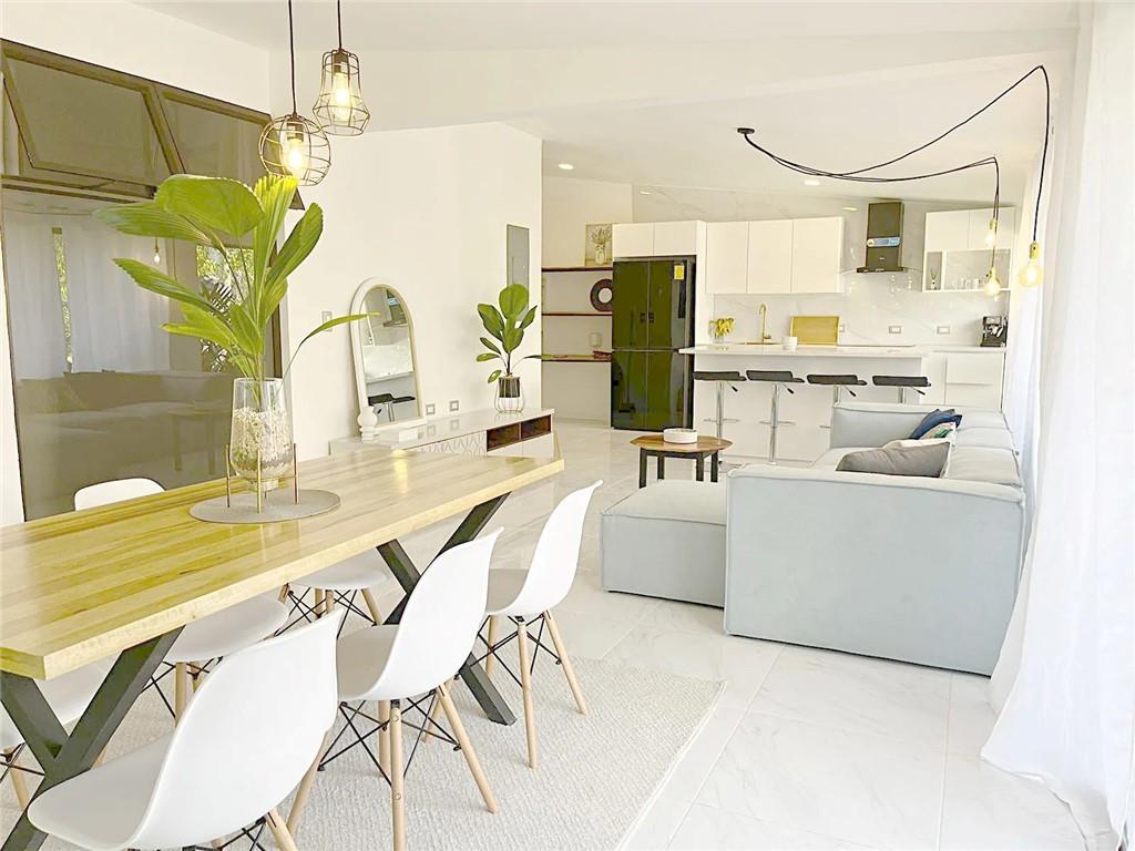 74 Los Abogados Street Out of NYC Other XX 00000