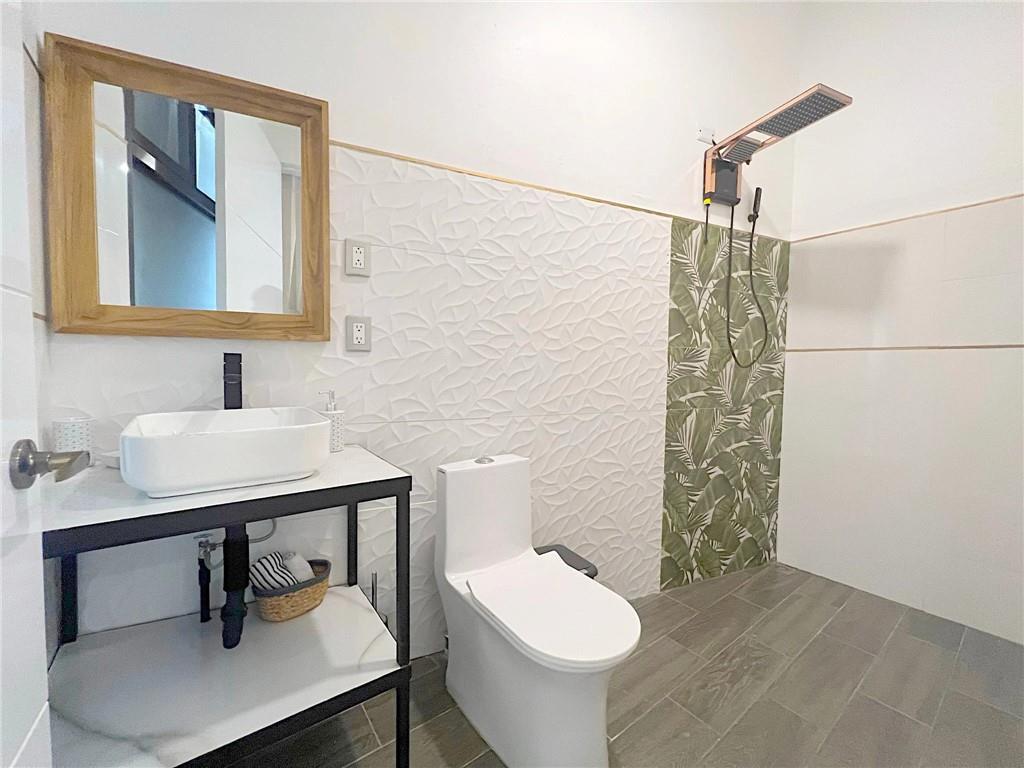 74 Los Abogados Street Out of NYC Other XX 00000