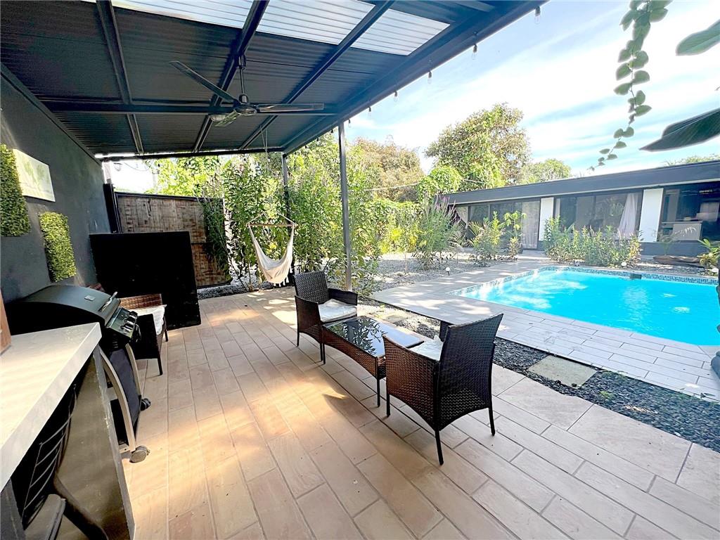 74 Los Abogados Street Out of NYC Other XX 00000