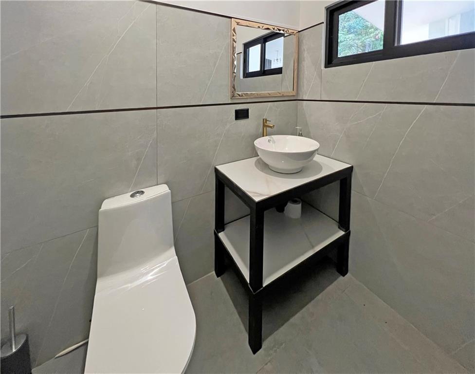 47 Jardines Del Morete Street Out of NYC Other XX 00000