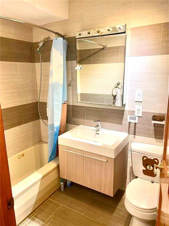 950 70th Street Dyker Heights Brooklyn NY 11228