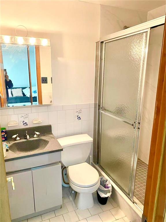 950 70th Street Dyker Heights Brooklyn NY 11228