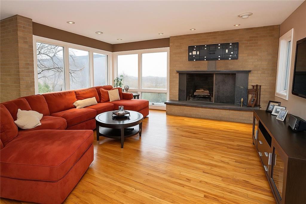 18 Emmerson Avenue Emerson Hill Staten Island NY 10301