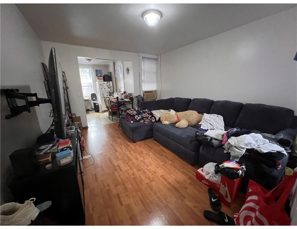 862 Woodward Avenue Ridgewood Ridgewood NY 11358