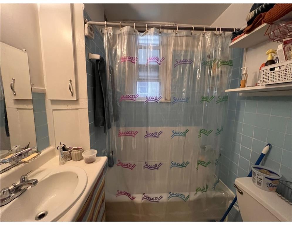 862 Woodward Avenue Ridgewood Ridgewood NY 11358