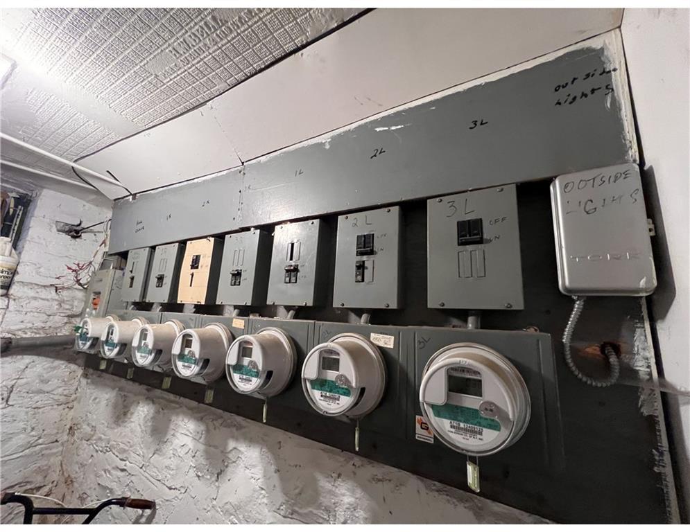 862 Woodward Avenue Ridgewood Ridgewood NY 11358