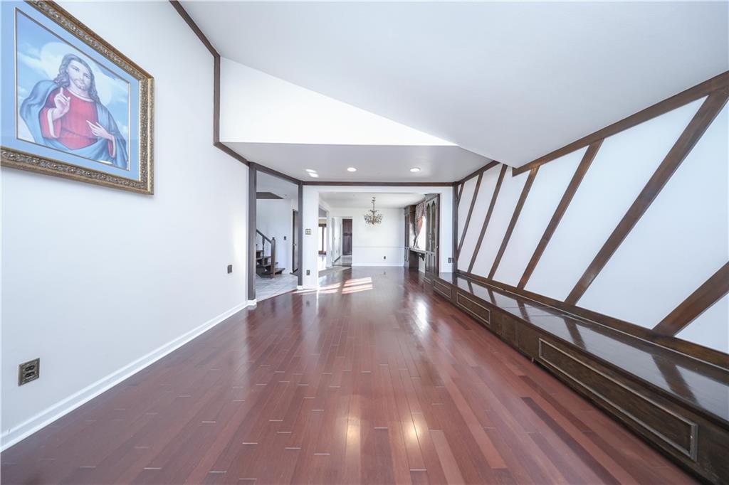 55 Kenmore Street Arden Heights Staten Island NY 10312