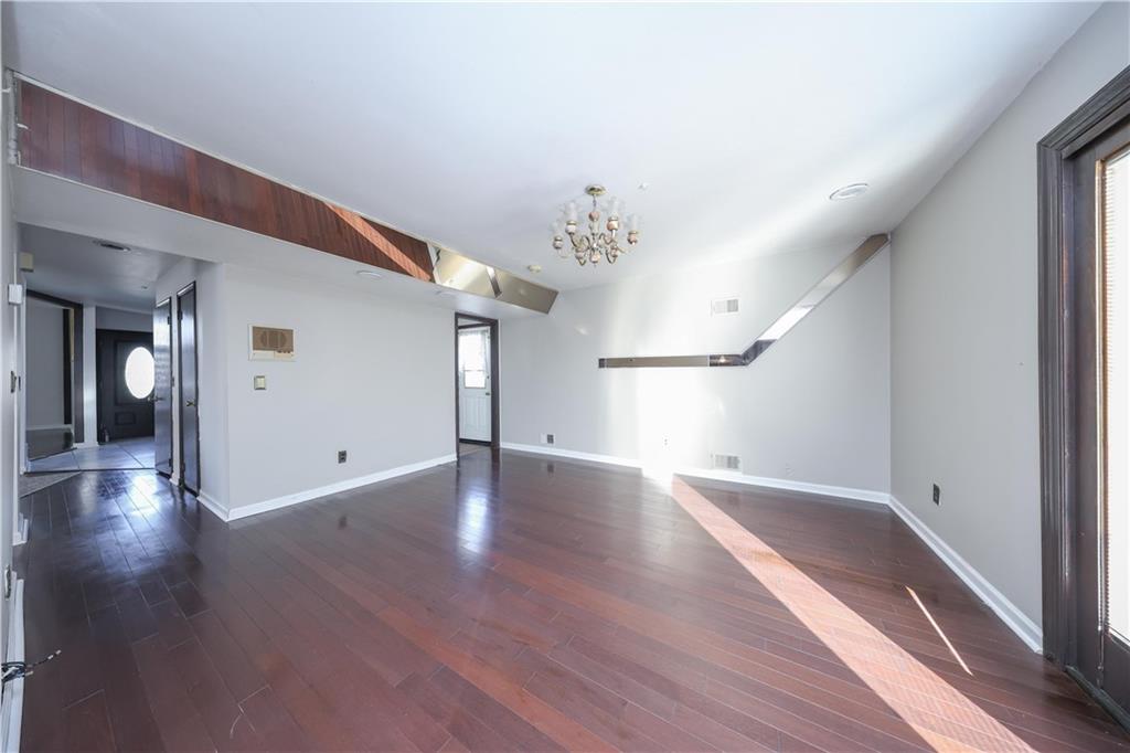 55 Kenmore Street Arden Heights Staten Island NY 10312