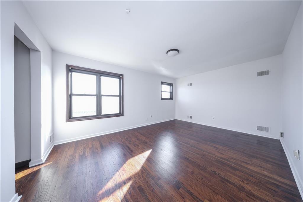 55 Kenmore Street Arden Heights Staten Island NY 10312