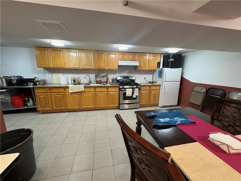 1986 West 6th Street Gravesend Brooklyn NY 11223