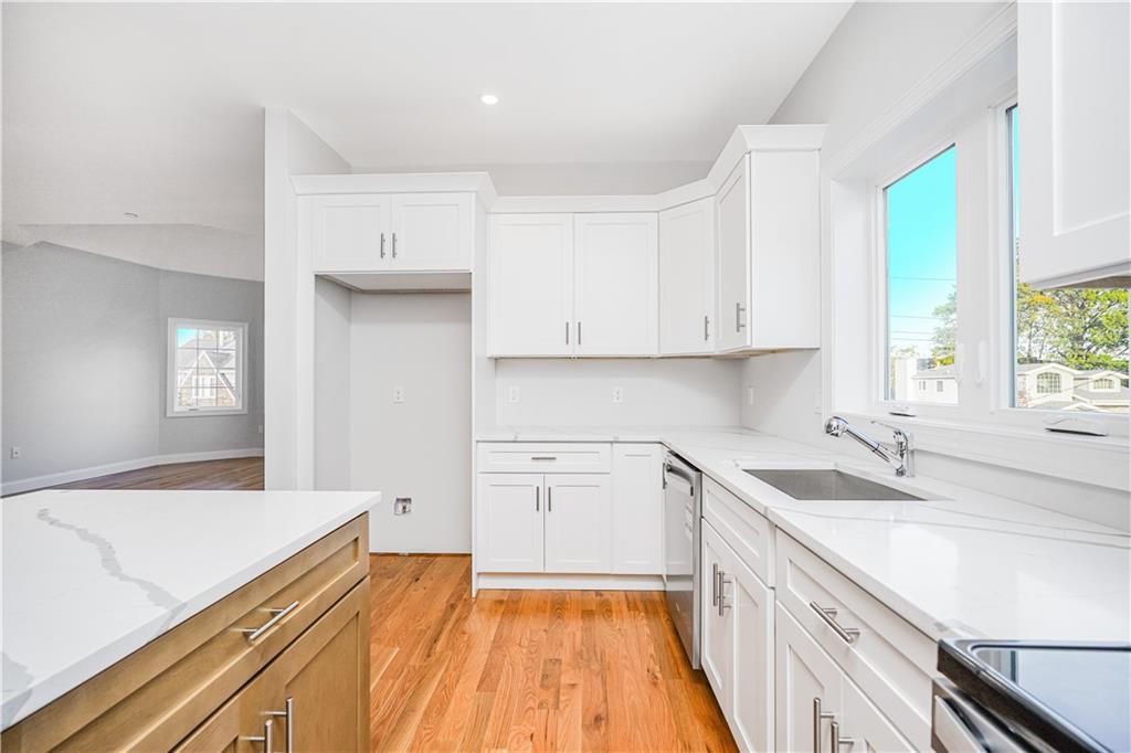 28 Waterside Parkway Great Kills Staten Island NY 10308