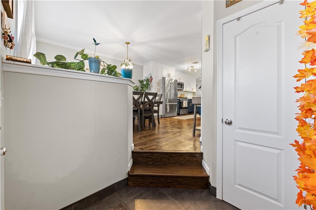 16 Burgundy Loop Park Hill Staten Island NY 10304