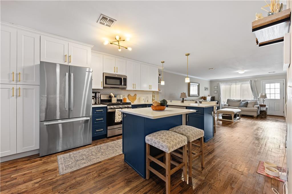 16 Burgundy Loop Park Hill Staten Island NY 10304