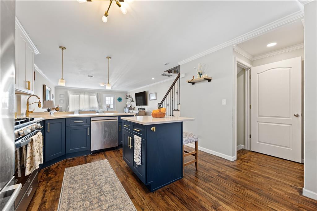 16 Burgundy Loop Park Hill Staten Island NY 10304