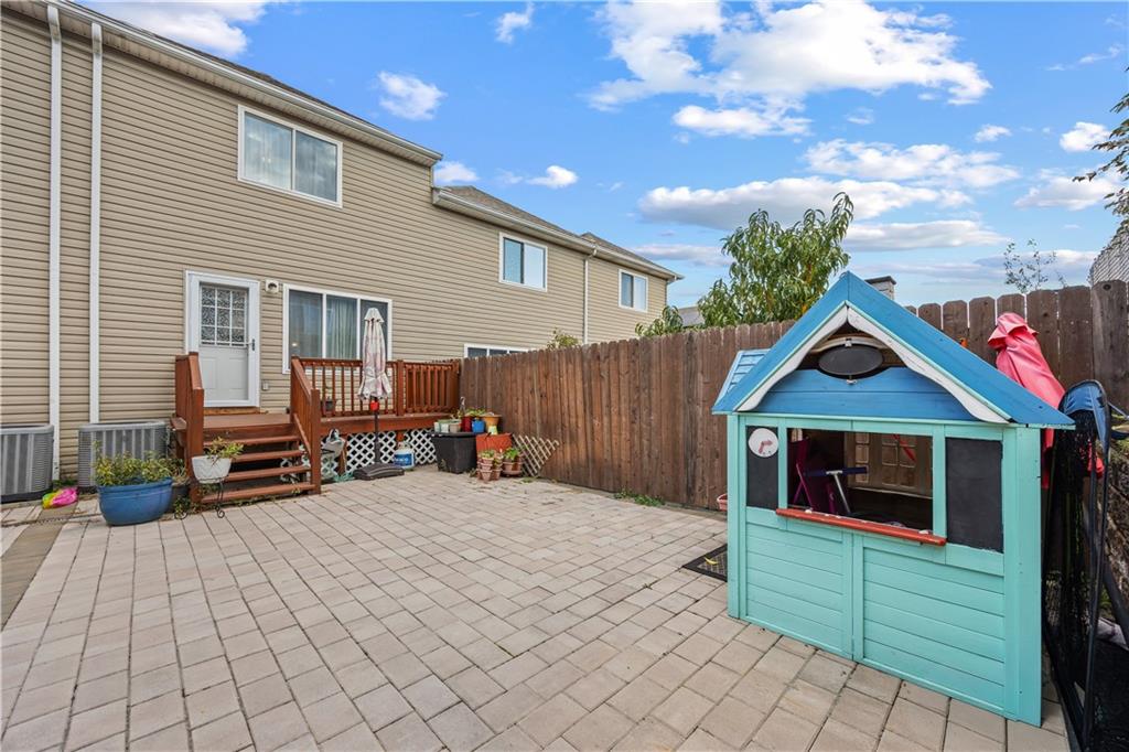 16 Burgundy Loop Park Hill Staten Island NY 10304