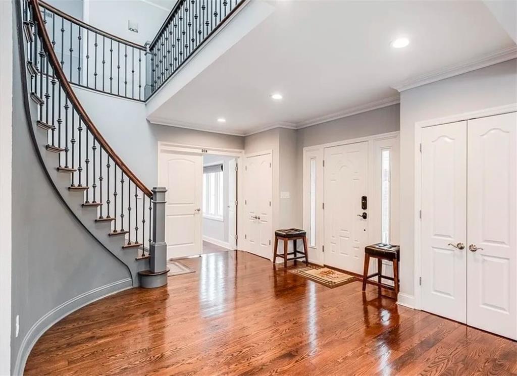 2632 Central Avenue Out of NYC Baldwin NY 11510