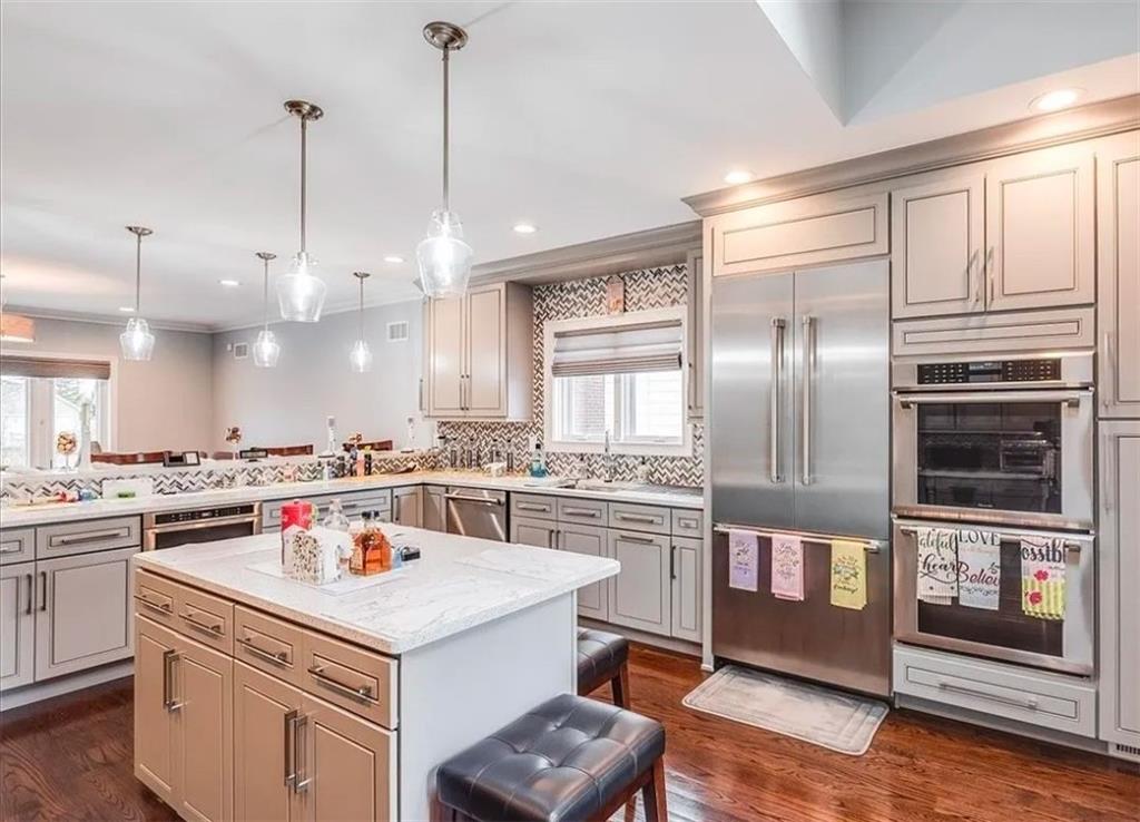 2632 Central Avenue Out of NYC Baldwin NY 11510