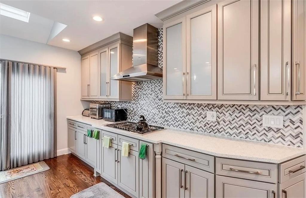 2632 Central Avenue Out of NYC Baldwin NY 11510