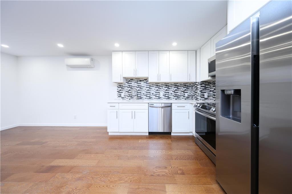 189 Saint Marys Avenue Rosebank Staten Island NY 10305