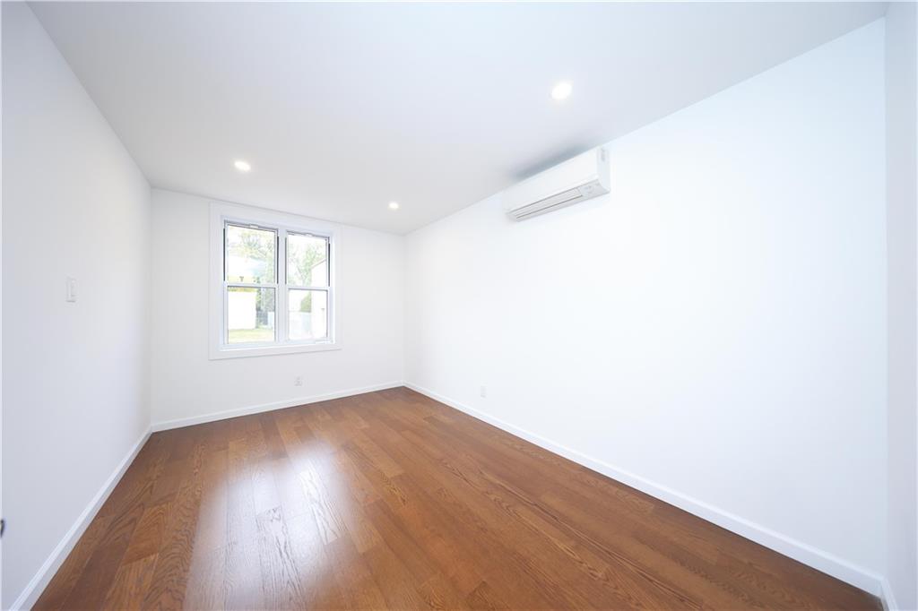 189 Saint Marys Avenue Rosebank Staten Island NY 10305