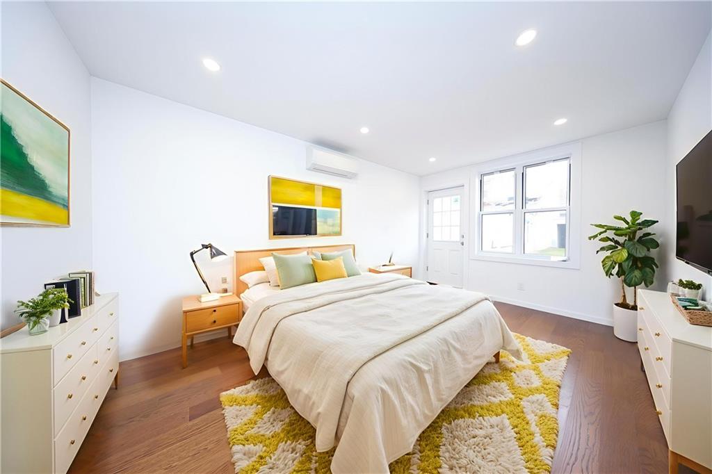 189 Saint Marys Avenue Rosebank Staten Island NY 10305