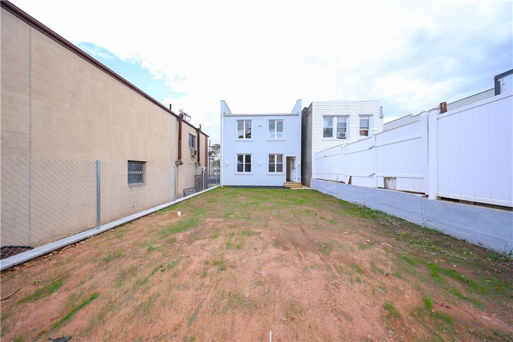 189 Saint Marys Avenue Rosebank Staten Island NY 10305