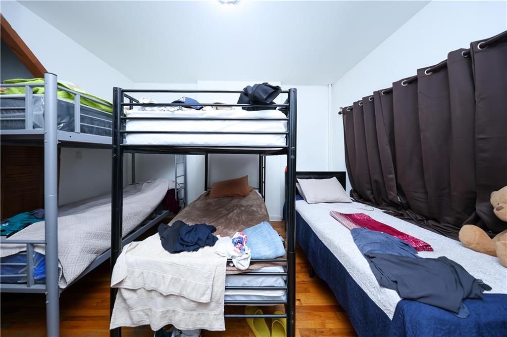 5813 4th Avenue Sunset Park Brooklyn NY 11220