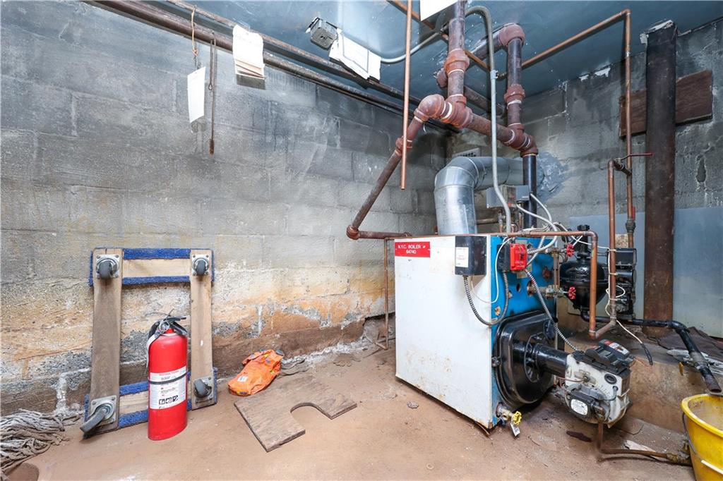 5813 4th Avenue Sunset Park Brooklyn NY 11220