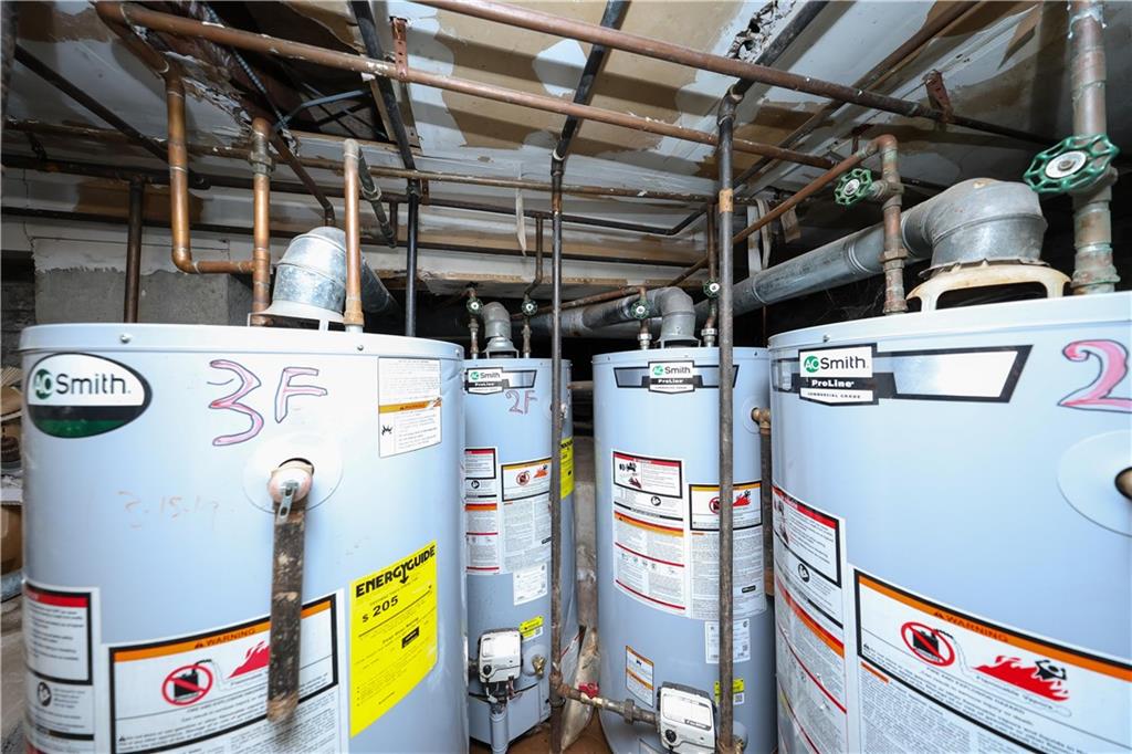 5813 4th Avenue Sunset Park Brooklyn NY 11220