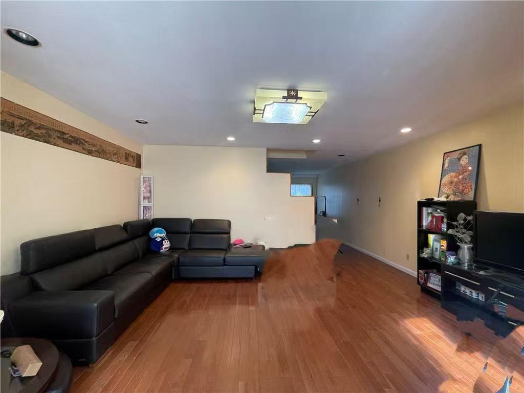 1635 Cropsey Avenue Bensonhurst Brooklyn NY 11214