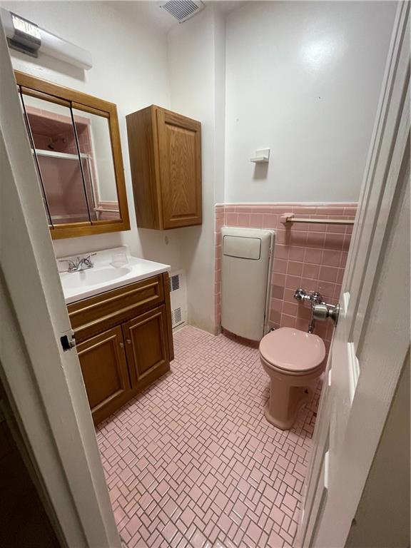 33 Avenue V Gravesend Brooklyn NY 11223