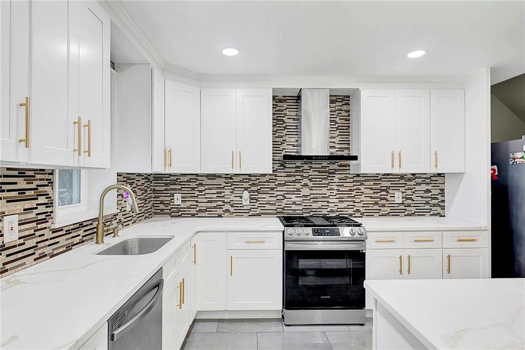 2008 East 52nd Street Old Mill Basin Brooklyn NY 11234