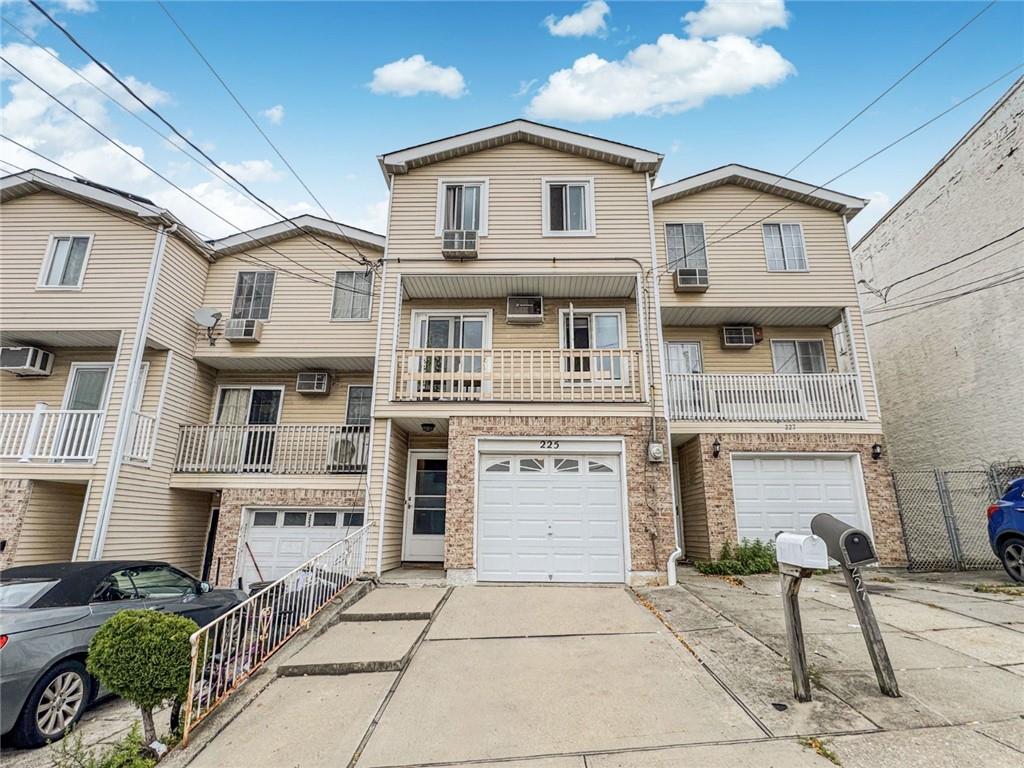225 Wellbrook Avenue Manor Heights Staten Island NY 10314