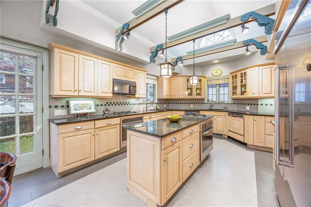 1823 East 21st Street Madison Brooklyn NY 11229