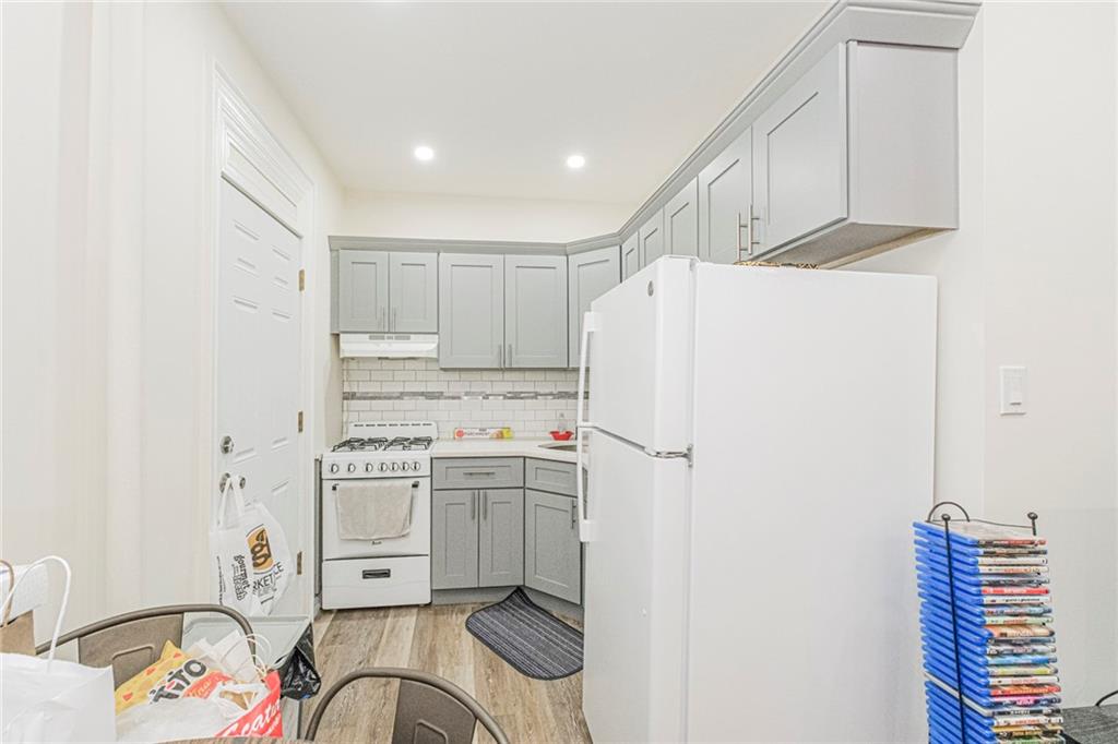 946 Bay Ridge Avenue Bensonhurst Brooklyn NY 11219