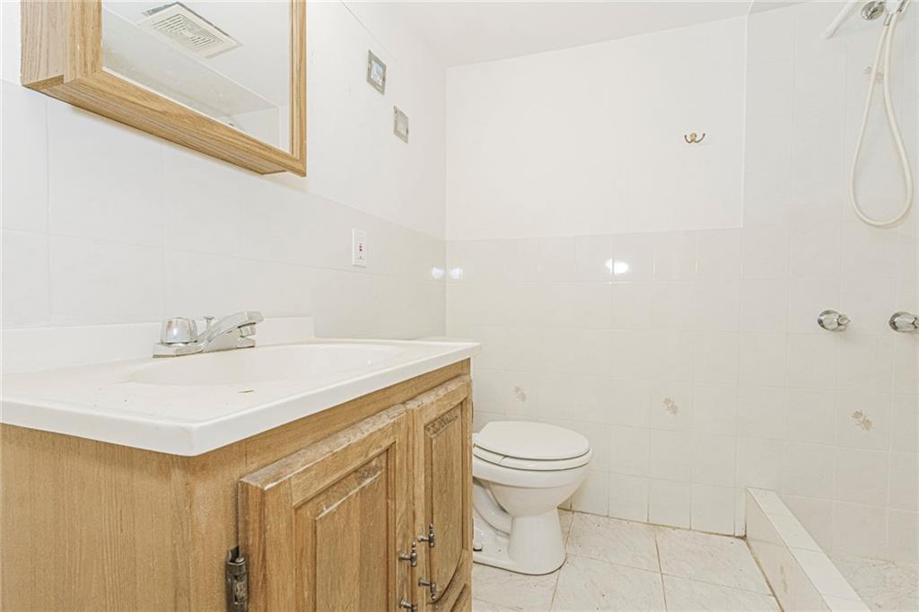 946 Bay Ridge Avenue Bensonhurst Brooklyn NY 11219