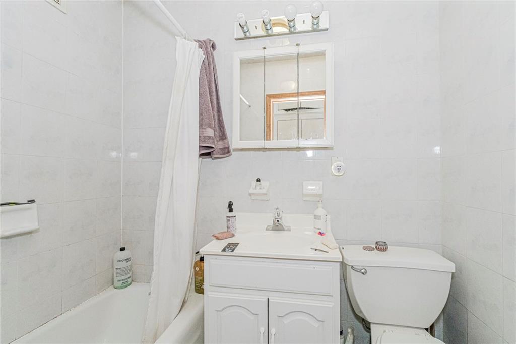 946 Bay Ridge Avenue Bensonhurst Brooklyn NY 11219