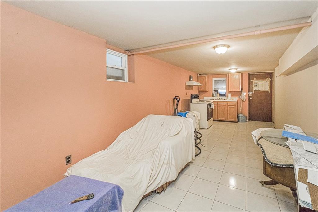 946 Bay Ridge Avenue Bensonhurst Brooklyn NY 11219