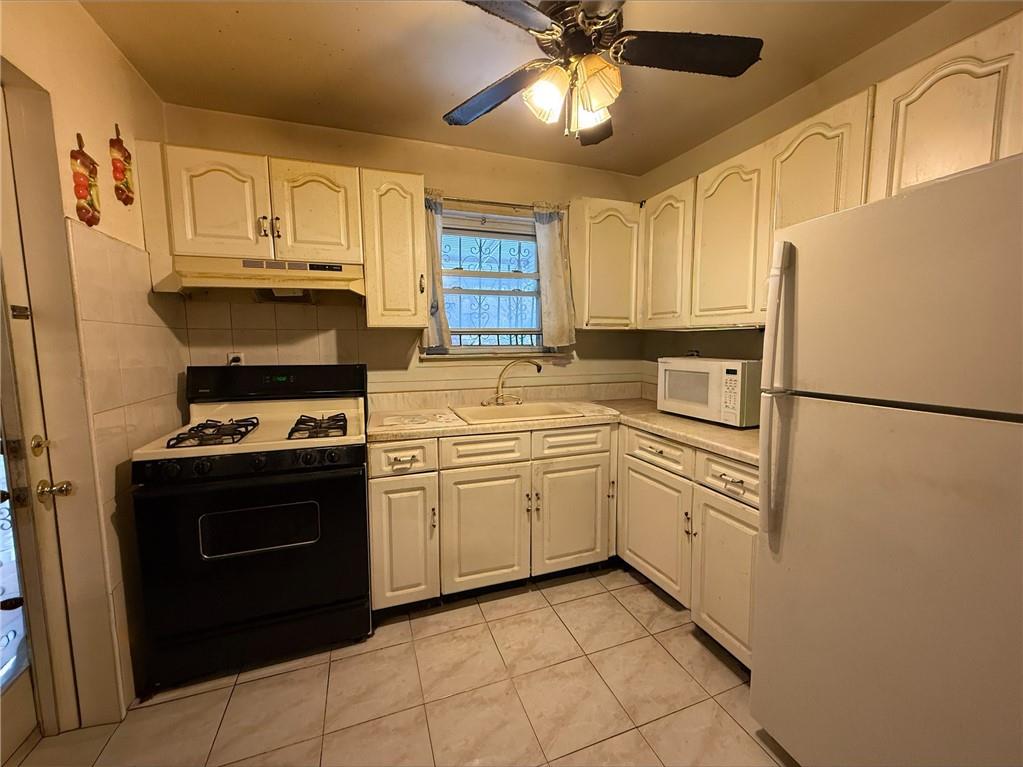 563 Belmont Avenue East New York Brooklyn NY 11207