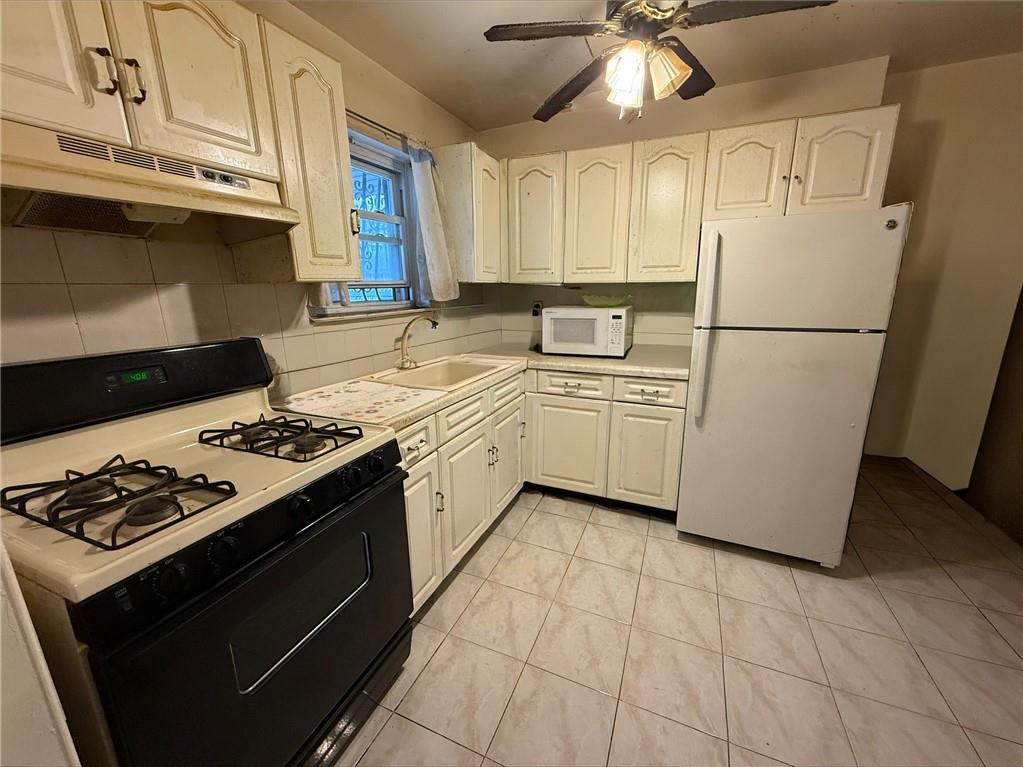 563 Belmont Avenue East New York Brooklyn NY 11207