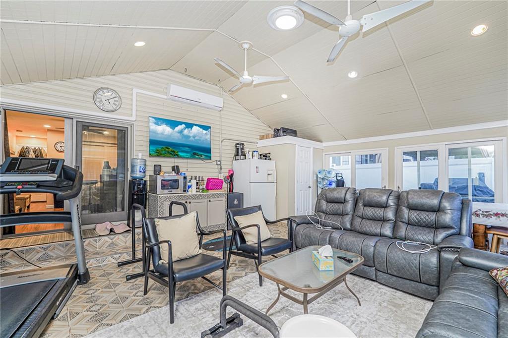 242 Rathbun Avenue Annadale Staten Island NY 10312