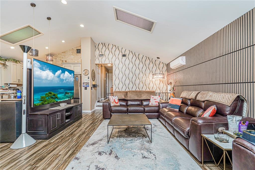 242 Rathbun Avenue Annadale Staten Island NY 10312