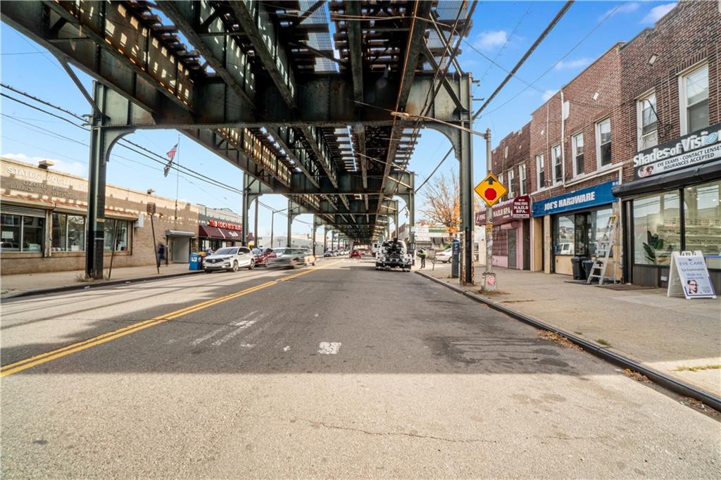 91-08 Liberty Avenue Ozone Park Ozone Park NY 11417