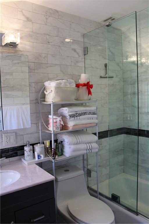 7417 Avenue W Bergen Beach Brooklyn NY 11234