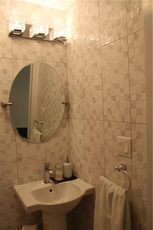 7417 Avenue W Bergen Beach Brooklyn NY 11234