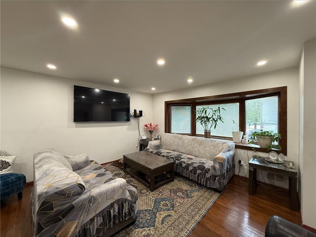 56 Gary Court Graniteville Staten Island NY 10314