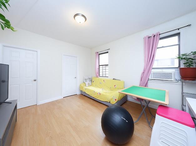 2166 West 9th Street Gravesend Brooklyn NY 11223