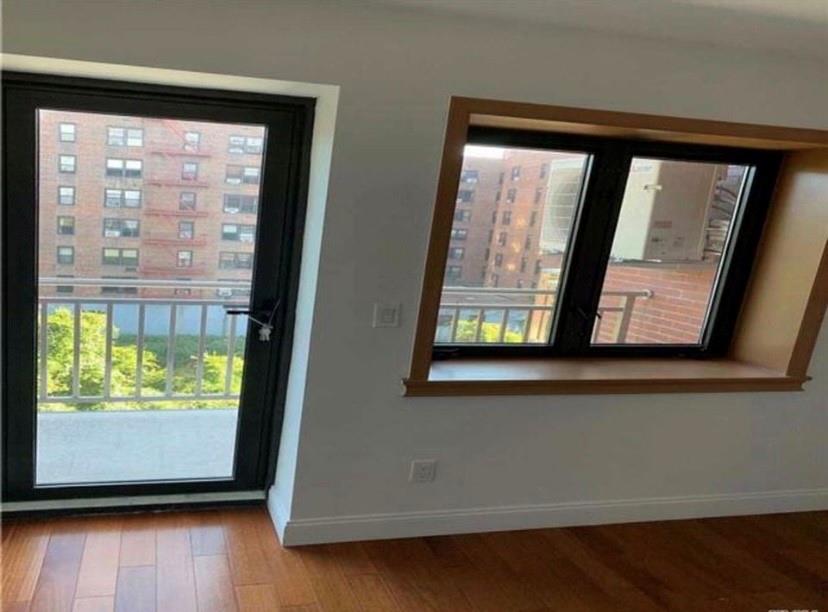 144-56 Roosevelt Avenue Murray Hill Brooklyn NY 11354